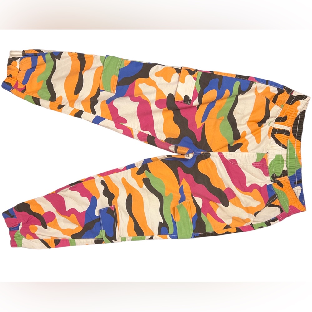VIP Cargo camo pants